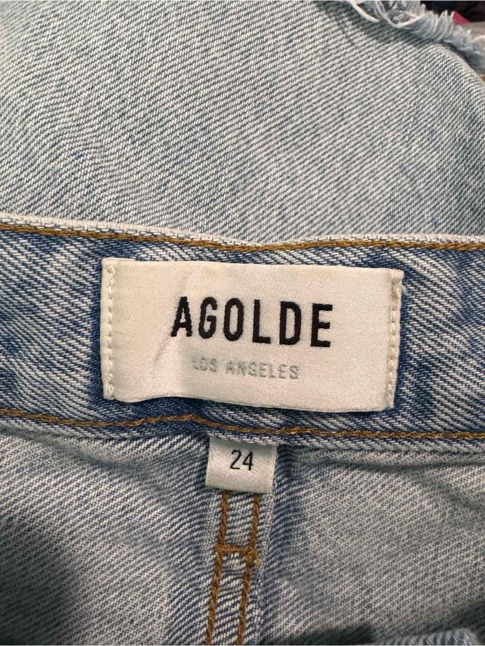 Agolde Riley Short 24 - Picture 3 of 4